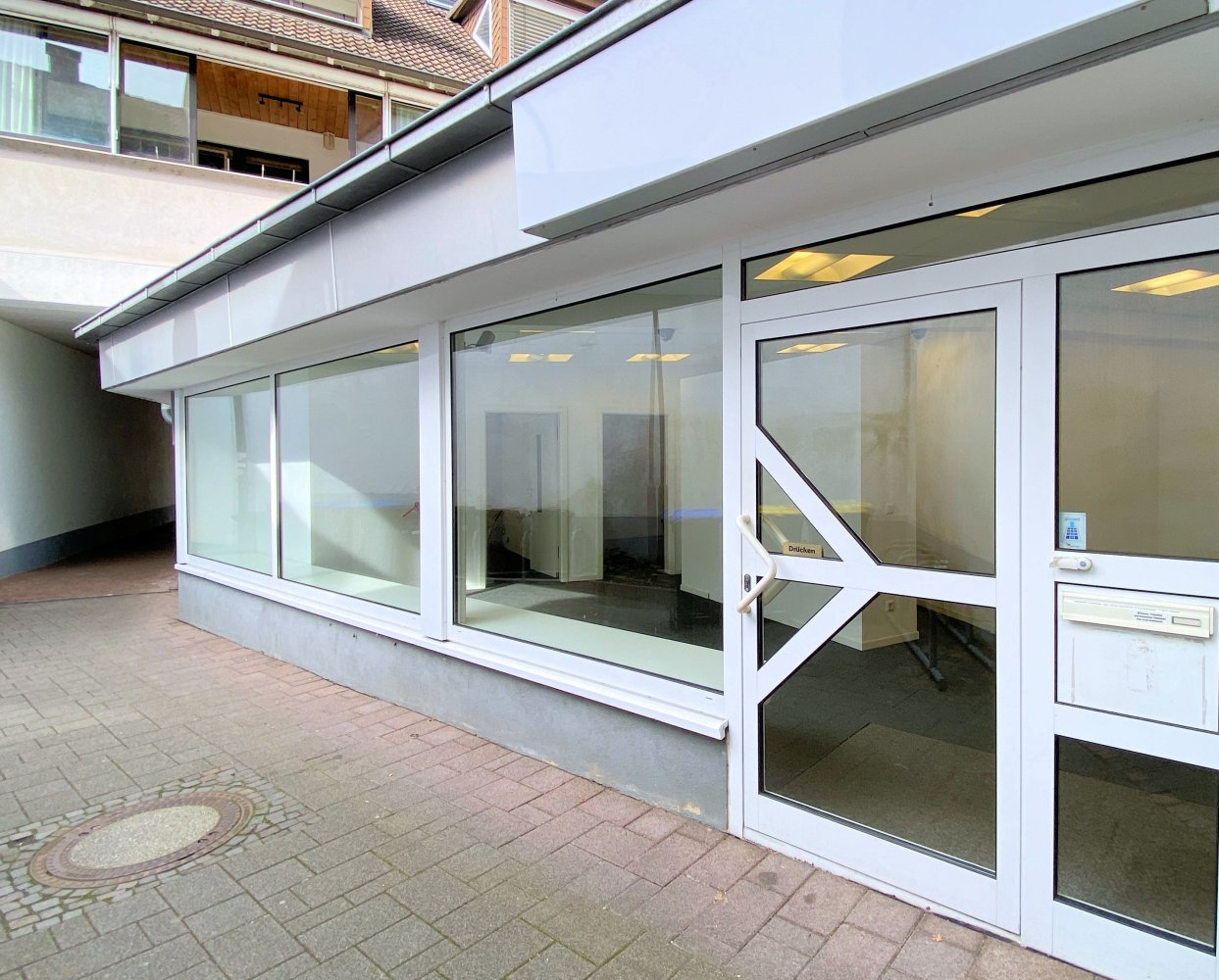 Gewerbliche Immobilie in Breisgau-Hochschwarzwald, Germany 95m², Nr. 68067