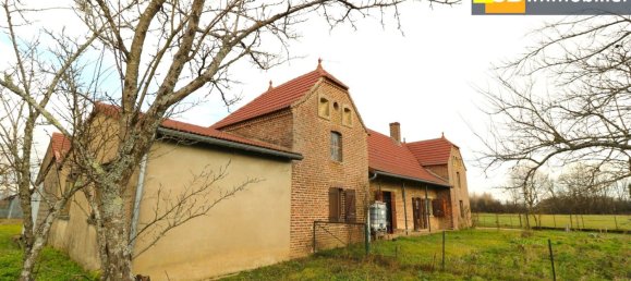 Casa de 4 dormitorios en Saint-Germain-du-Bois, France No. 204579 4