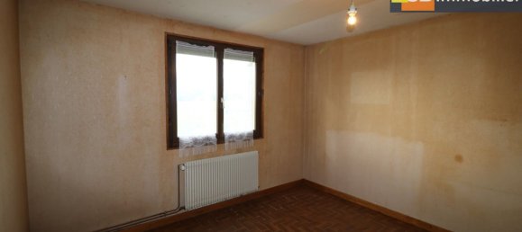 Casa de 4 dormitorios en Saint-Germain-du-Bois, France No. 204579 15