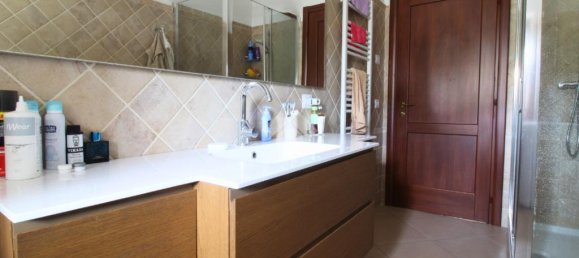 3 bedrooms Apartment in Ascoli Piceno, Italy No. 378887 12