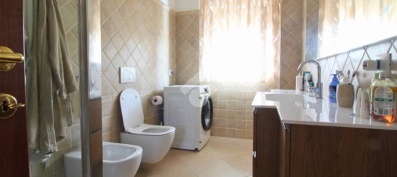 3 bedrooms Apartment in Ascoli Piceno, Italy No. 378887 13