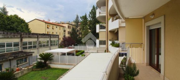 3 bedrooms Apartment in Ascoli Piceno, Italy No. 378887 7
