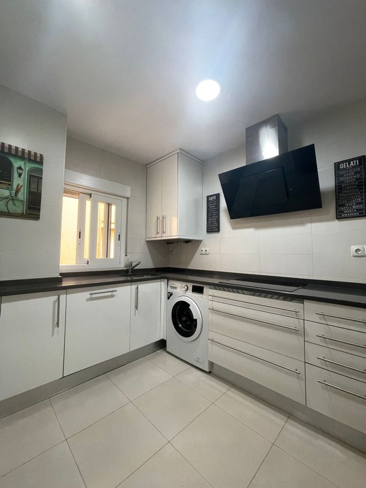 2 bedrooms Apartment in Madrid, Spain No. 280246