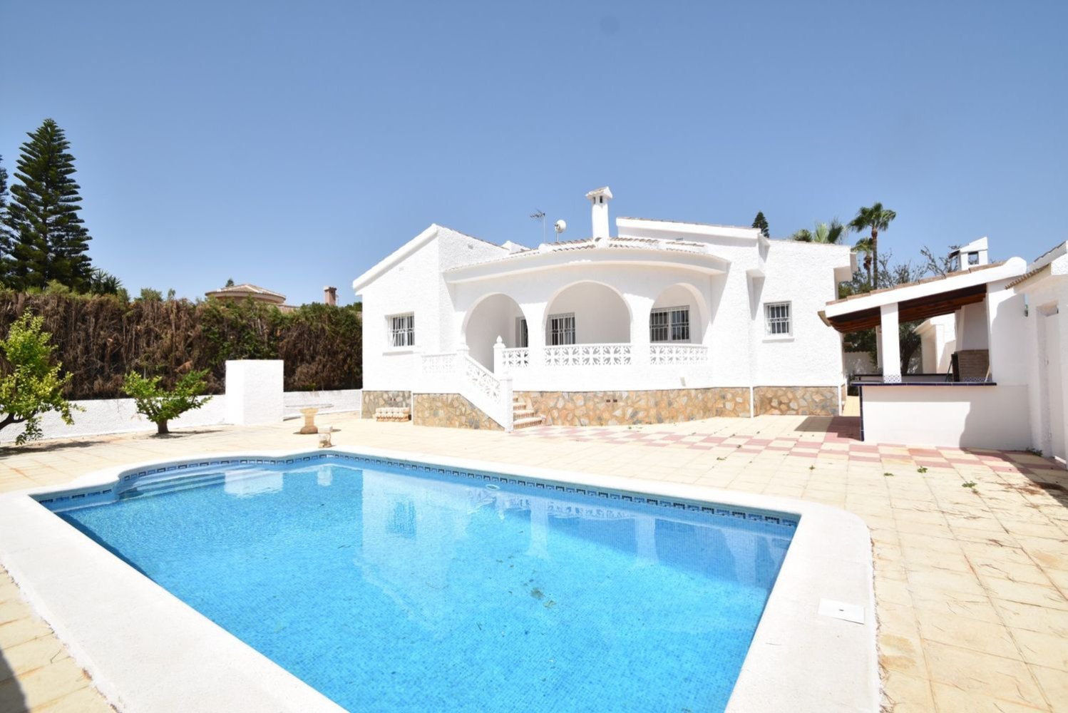 Villa de 3 dormitorios en Ciudad Quesada, Spain No. 260360