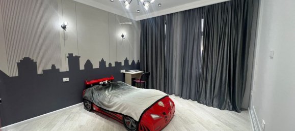 4 Schlafzimmer Wohnung in Nasimi, Azerbaijan, Nr. 1593 3