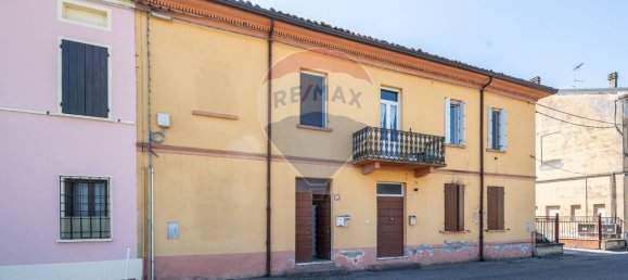 4 Schlafzimmer Wohnung in Dosolo, Italy, Nr. 359462 22