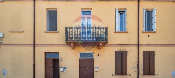 4 Schlafzimmer Wohnung in Dosolo, Italy, Nr. 359462 23