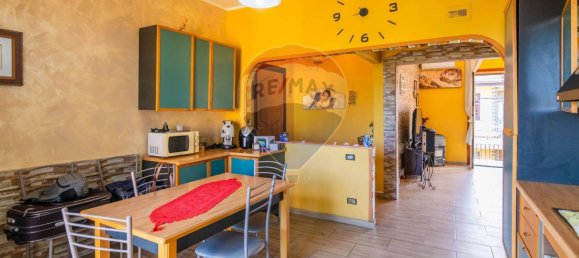 3 Schlafzimmer Wohnung in Mascalucia, Italy, Nr. 321173 5