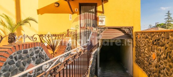 3 Schlafzimmer Wohnung in Mascalucia, Italy, Nr. 321173 2