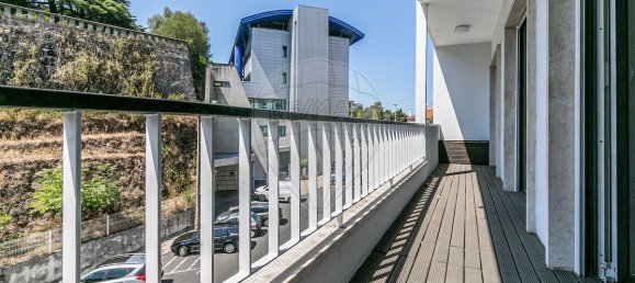 3 Schlafzimmer Wohnung in Lisbon, Portugal, Nr. 101495 2