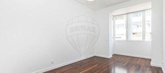 3 Schlafzimmer Wohnung in Lisbon, Portugal, Nr. 101495 11