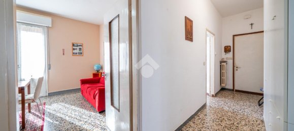 7-Zimmer Gebäude in Reggio Emilia, Italy, Nr. 5986 8