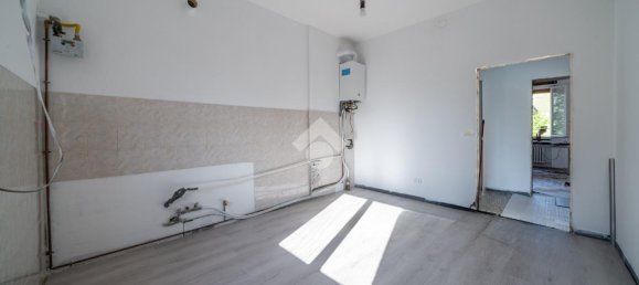 7-Zimmer Gebäude in Reggio Emilia, Italy, Nr. 5986 3