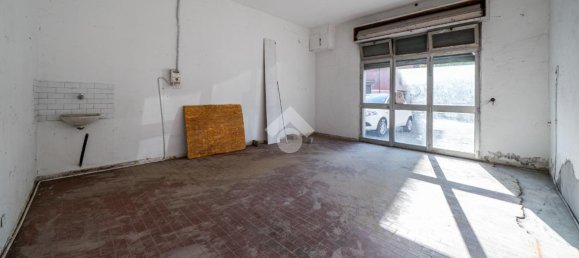 7-Zimmer Gebäude in Reggio Emilia, Italy, Nr. 5986 27