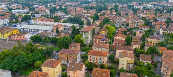 7-Zimmer Gebäude in Reggio Emilia, Italy, Nr. 5986 39