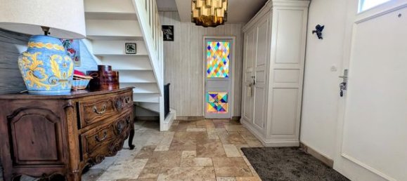 6 bedrooms House in Seine-Maritime, France No. 360017 9