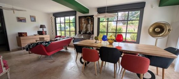 6 bedrooms House in Seine-Maritime, France No. 360017 13