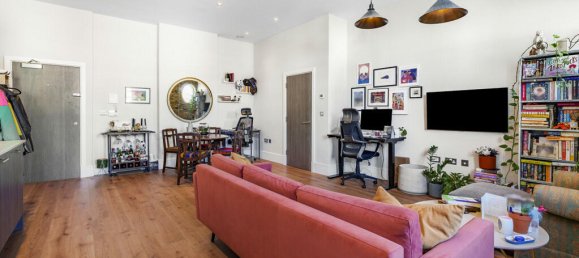 1 bedroom Apartment in London, United Kingdom No. 7687 13
