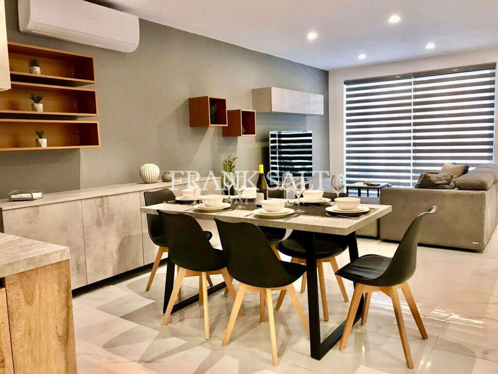 3 chambres Maisonnette à Swieqi, Malta No. 7107