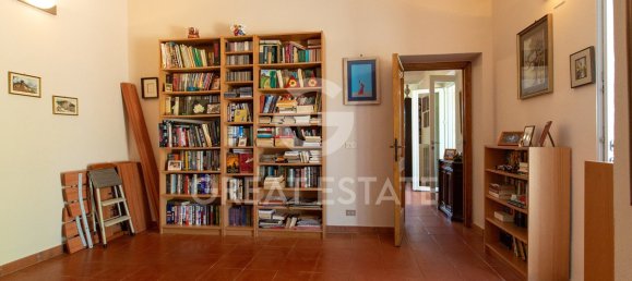 Дом с 4 спальнями в Фикулле, Италия № 110561 24