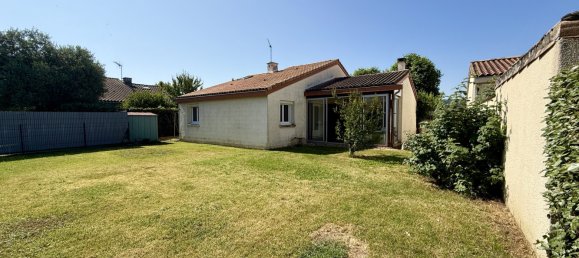 Дом с 4 спальнями в Вильнёв-сюр-Ло, Франция № 279350 18