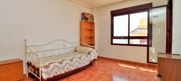 3 غرف نوم منزل في Alicante, Spain رقم 181561 21