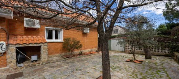 Дом с 5 спальнями в Педресуэла, Испания № 148308 24