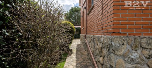 Дом с 5 спальнями в Педресуэла, Испания № 148308 4