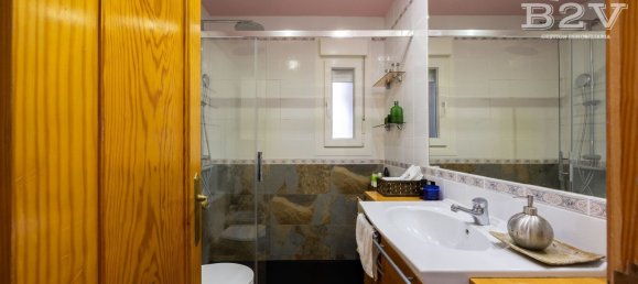 Дом с 5 спальнями в Педресуэла, Испания № 148308 44