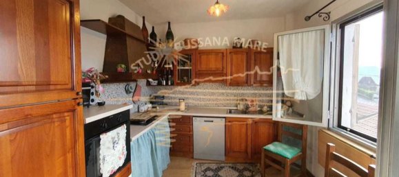 6 rooms House in Molini di Triora, Italy No. 118729 4