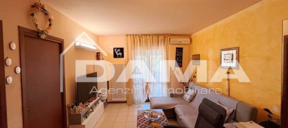 4 bedrooms Apartment in Forlì, Italy No. 83520 2