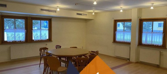 Отель, гостиница с 20 спальнями в Hildburghausen, Германия № 125982 11