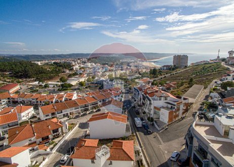 253m² Land in Alcobaca, Portugal No. 68602