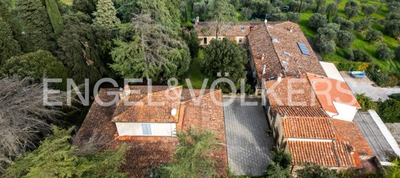 10 Schlafzimmer Villa in Carmignano, Italy, Nr. 63331 44