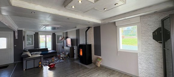 4 bedrooms House in Fougerolles-du-Plessis, France No. 363444 3