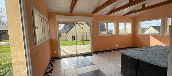 4 bedrooms House in Fougerolles-du-Plessis, France No. 363444 4