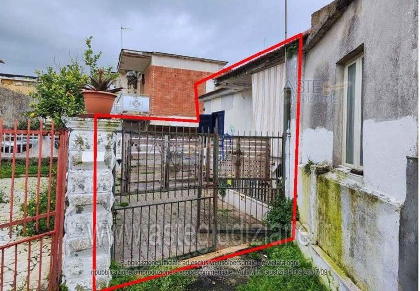 4 rooms Apartment in Castel Volturno, Italy No. 7203