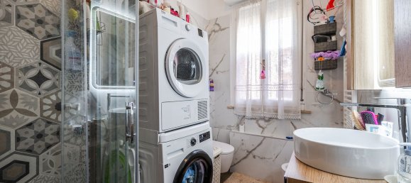 3 bedrooms Apartment in Reggio Emilia, Italy No. 349375 12