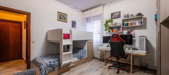 3 bedrooms Apartment in Reggio Emilia, Italy No. 349375 15