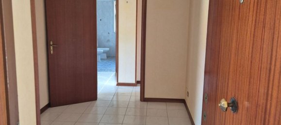 5 bedrooms Apartment in Mascalucia, Italy No. 315510 2
