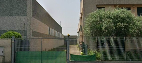 Lagerhaus in Vigevano, Italy 700m², Nr. 334132 12