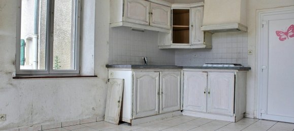 3 Schlafzimmer Stadthaus in Tilly-sur-Meuse, France, Nr. 258507 3