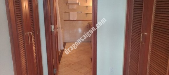 232m² Apartment in District 1, Vietnam No. 10624 5