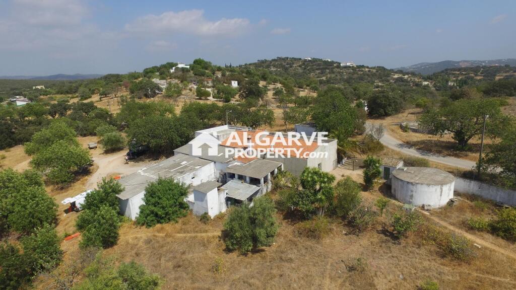 Villa de 3 dormitorios en Quarteira, Portugal No. 103549