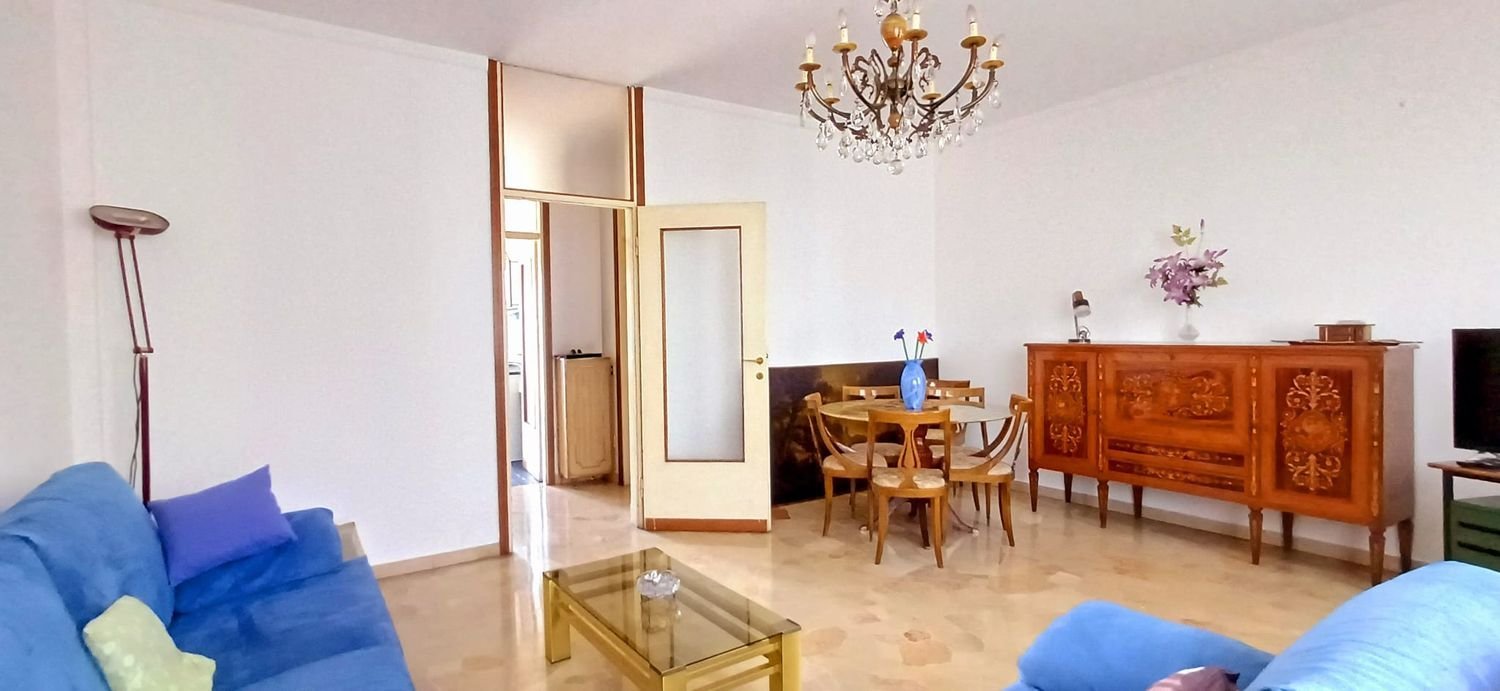 3 bedrooms Apartment in Milan, Italy No. 366960