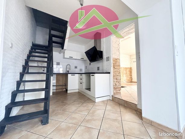 2 bedrooms House in Le Petit-Quevilly, France No. 362395