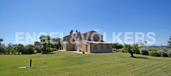4 bedrooms House in Senigallia, Italy No. 63886 15