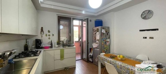 4 rooms Apartment in Palermo, Italy No. 33043 19