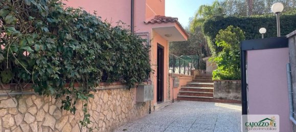 4 rooms Apartment in Palermo, Italy No. 33043 4