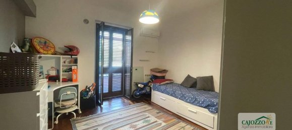 4 rooms Apartment in Palermo, Italy No. 33043 12